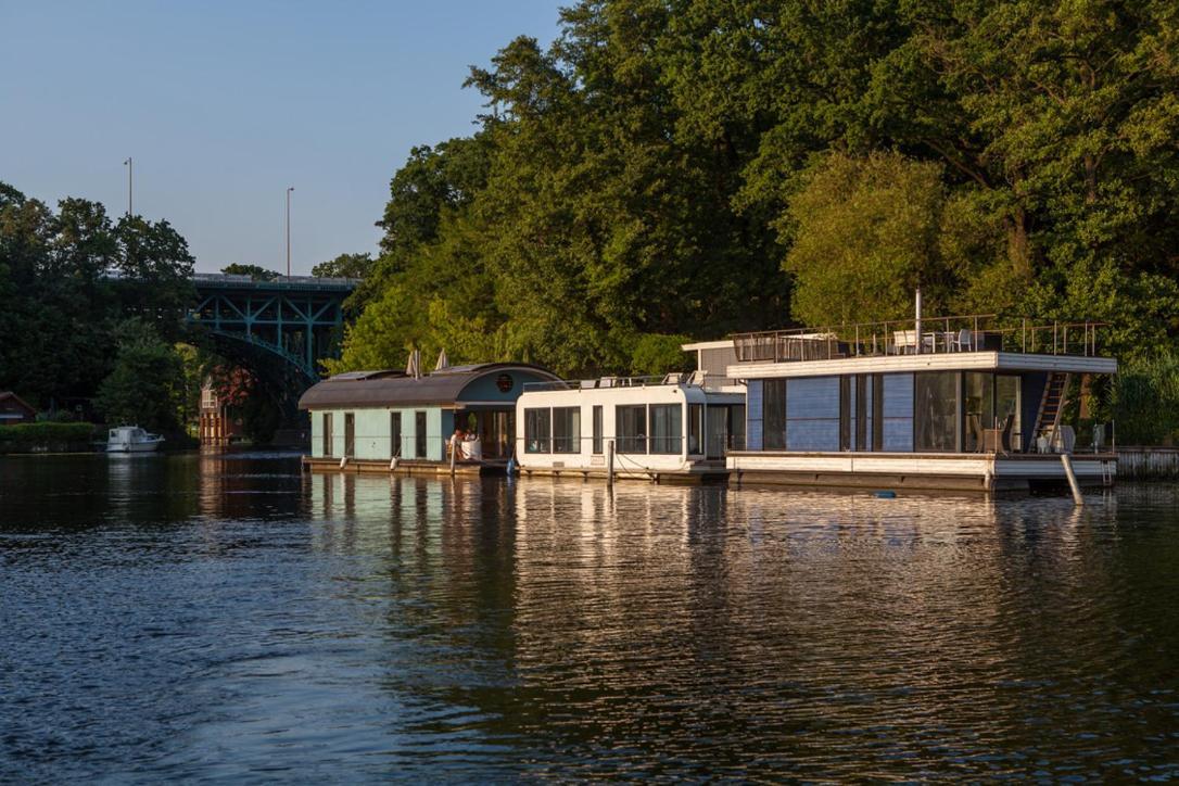 Marina Hausboote Und Seelodge Botel *
